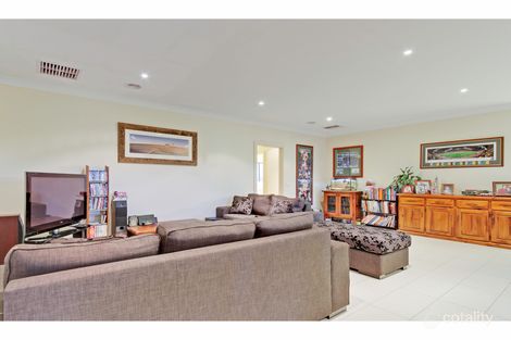 Property photo of 7 Relph Avenue Sale VIC 3850