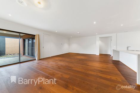 Property photo of 8 Granvia Circuit Burnside VIC 3023