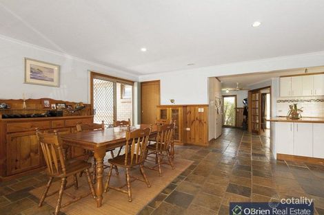 Property photo of 53 Strathavan Drive Berwick VIC 3806