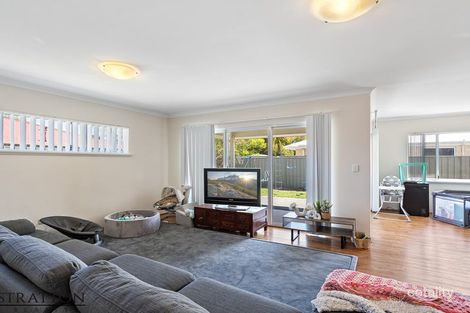 Property photo of 18 Vaucluse Way Coodanup WA 6210