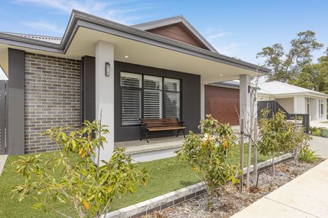 Property photo of 19 Bendigo Loop Bushmead WA 6055