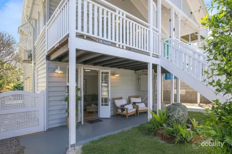2/31 Marine Pde, Redcliffe, QLD 4020