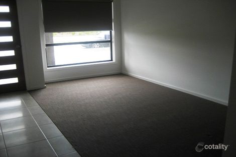 Property photo of 27 Herlitz Drive Epping VIC 3076
