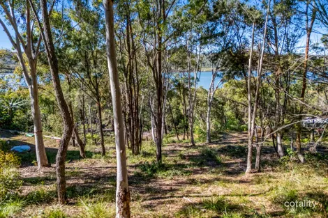 129 Wahine Dr, Russell Island, QLD 4184