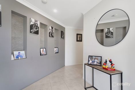Property photo of 4 Kerrisdale Crescent Beaconsfield QLD 4740