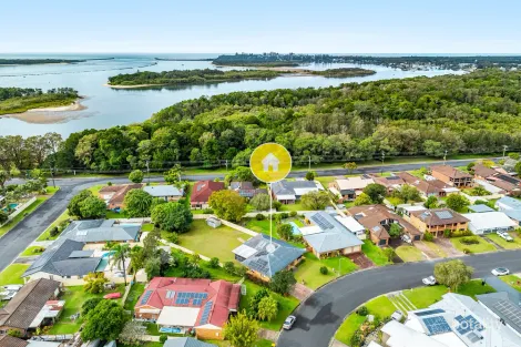18 Binnacle Ct, Yamba, NSW 2464