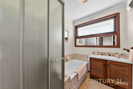 Property photo of 92 Craig Road Devon Meadows VIC 3977