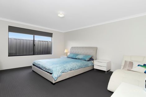 Property photo of 32 Hilliger Turn Jane Brook WA 6056