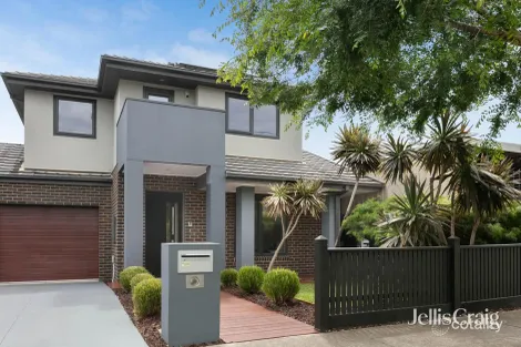 47 Bradley St, Newport, VIC 3015