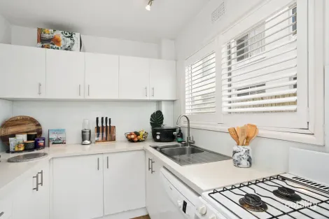Property photo of 4/25 Heath Street Mona Vale NSW 2103