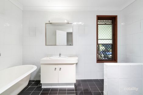 Property photo of 40 Seabrook Street Elanora QLD 4221