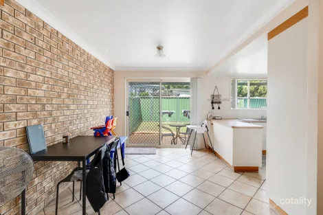Property photo of 3/355 Tor Street Wilsonton QLD 4350