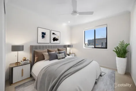 Property photo of 15 Park Lane Hope Island QLD 4212