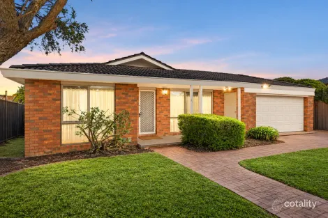 35 Blossom Park Dr, Mill Park, VIC 3082