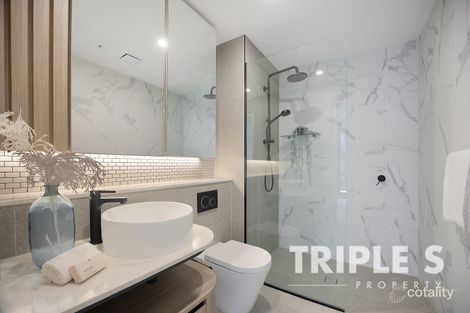 Property photo of 712/16 Hill Road Wentworth Point NSW 2127