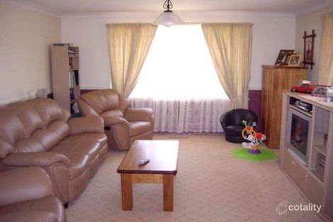 Property photo of 15 Downes Crescent Parkes NSW 2870