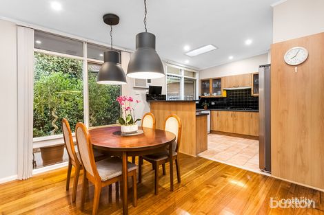 Property photo of 24 Blackwood Drive Wheelers Hill VIC 3150