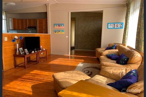 Property photo of 21 Ellen Avenue Seaspray VIC 3851