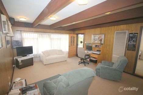 Property photo of 26 Willonga Street Strathmore VIC 3041