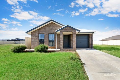 8 Rody Ct, Munno Para West, SA 5115