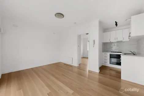 Property photo of 8/34 Lillimur Road Ormond VIC 3204