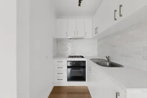 Property photo of 8/34 Lillimur Road Ormond VIC 3204