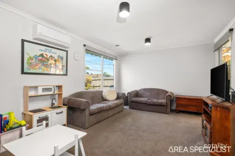 Property photo of 4 Chirnside Court Corio VIC 3214