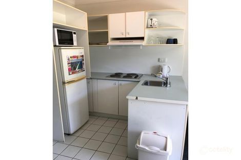 Property photo of 2/125 Frank Street Labrador QLD 4215