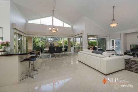 Property photo of 33 Dumaresq Loop Quinns Rocks WA 6030