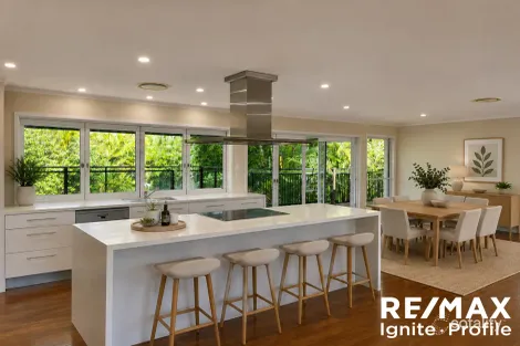 Property photo of 162 Sunset Road Kenmore QLD 4069