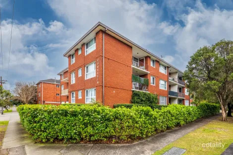 10/1 Gray Cres, Eastlakes, NSW 2018