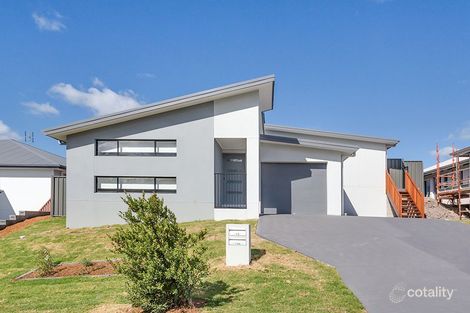 13 Gaites Dr, Cameron Park, NSW 2285