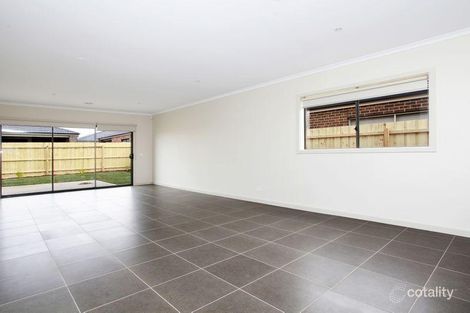 Property photo of 36 Fiorelli Boulevard Cranbourne East VIC 3977