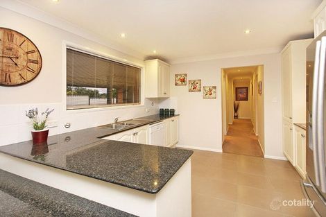 Property photo of 5 Dunraven Close Durack QLD 4077