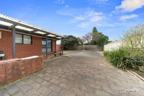 Property photo of 76 Taylors Lane Rowville VIC 3178