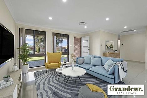 Property photo of 45 Glen Elgin Crescent Edensor Park NSW 2176
