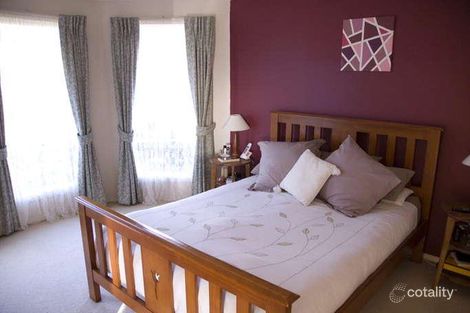Property photo of 29 Dalray Crescent New Gisborne VIC 3438