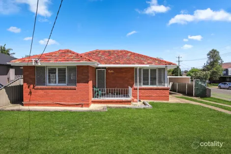 Property photo of 166 Binalong Road Toongabbie NSW 2146