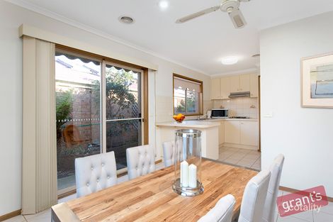 Property photo of 2 Kendall Drive Narre Warren VIC 3805