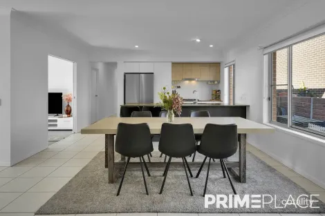 Property photo of 30 Prion Crescent Bellbird Park QLD 4300