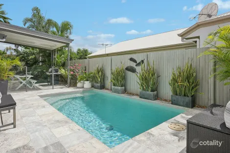 Property photo of 15 Fig Tree Pocket Idalia QLD 4811