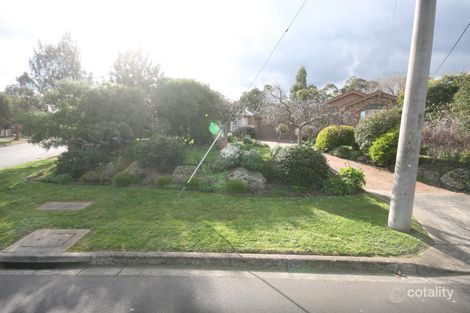 84 Langdale Dr, Croydon Hills, VIC 3136