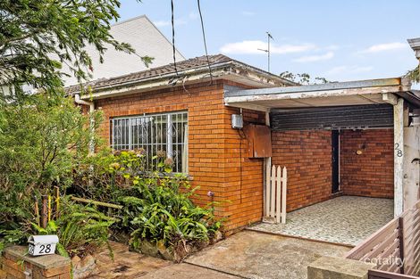 Property photo of 28 Universal Street Eastlakes NSW 2018