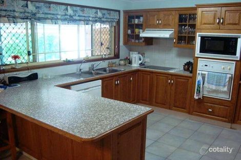 Property photo of 2 Cashel Close Mount Hutton NSW 2290