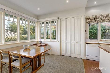Property photo of 11 Locksley Road Ivanhoe VIC 3079