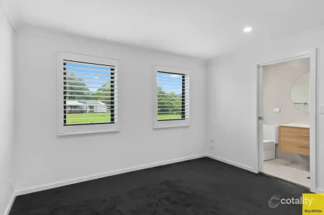 Property photo of 180B Sheaffes Road Stream Hill NSW 2526