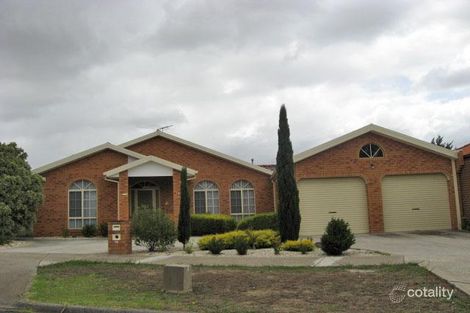 18 Solent Cres, Taylors Lakes, VIC 3038