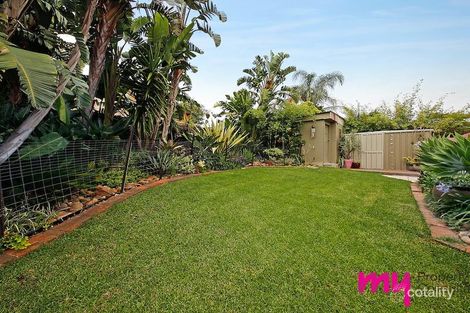 Property photo of 28 Jacaranda Avenue Bradbury NSW 2560