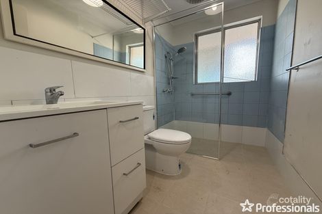 Property photo of 27 Lyrebird Way Thornlie WA 6108