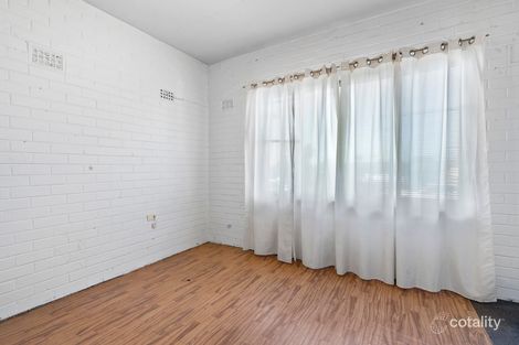 Property photo of 40 Topaz Crescent Seven Hills NSW 2147